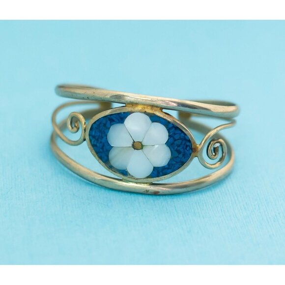 Vintage Floral Style Elegant Cuff Bracelet - 5 3/4 inch - N8 - Picture 1 of 3